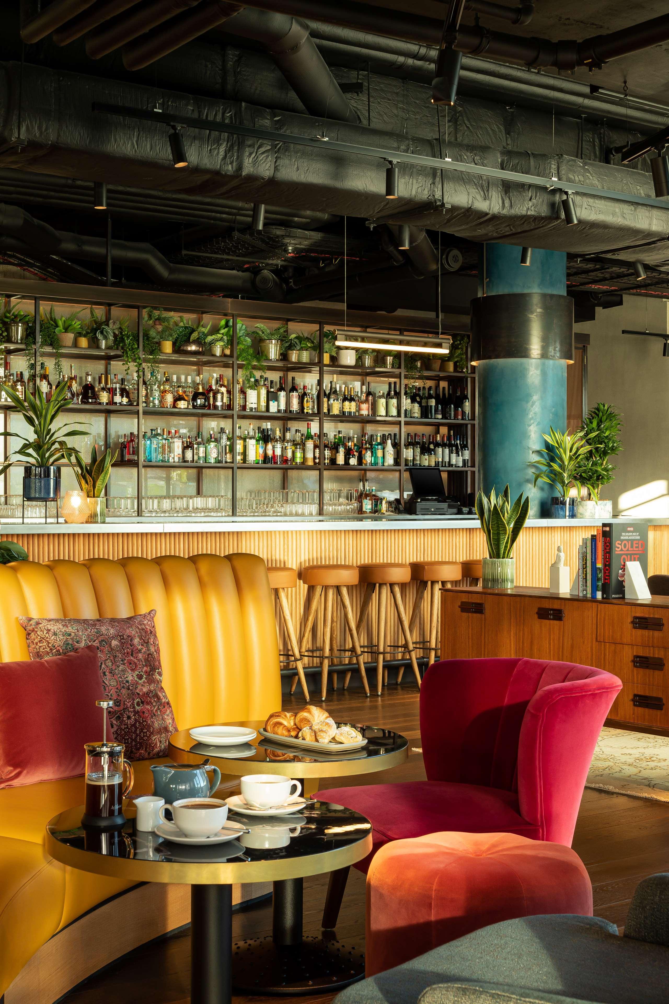 فندق The Gantry London Curio Collection By Hilton المظهر الخارجي الصورة