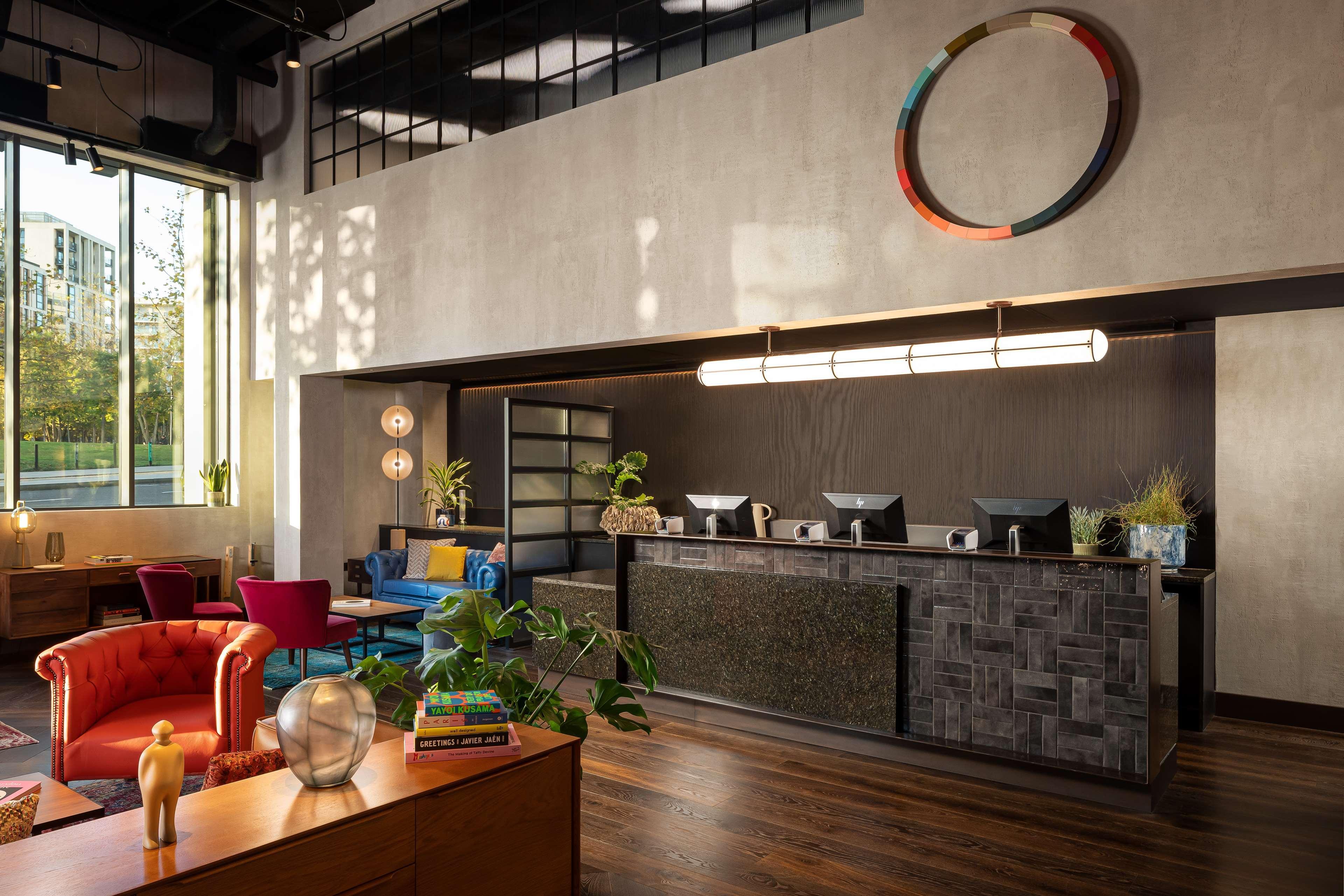 فندق The Gantry London Curio Collection By Hilton المظهر الخارجي الصورة