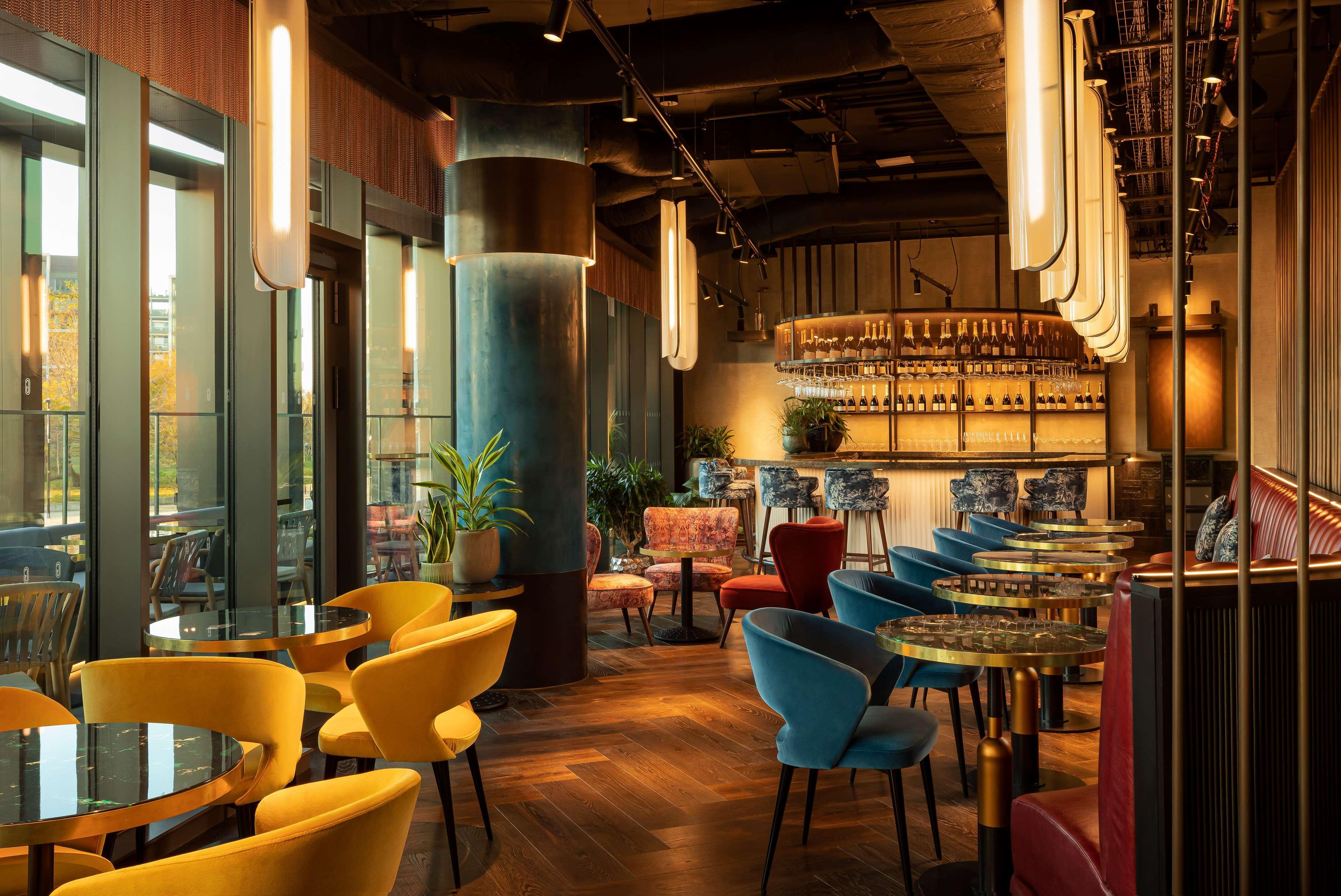 فندق The Gantry London Curio Collection By Hilton المظهر الخارجي الصورة